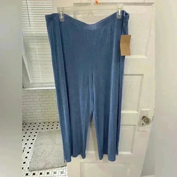Coldwater Creek Pants - NWT Coldwater Creek baby blue vacation fluid knit straight leg pants size xl